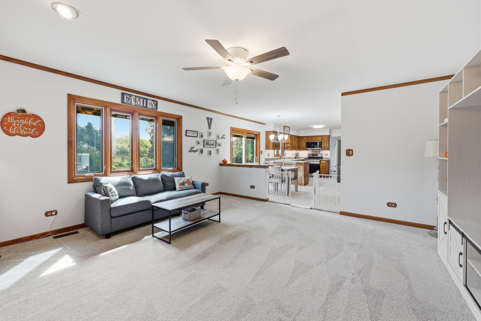 655 Crest Drive Property Photo 14