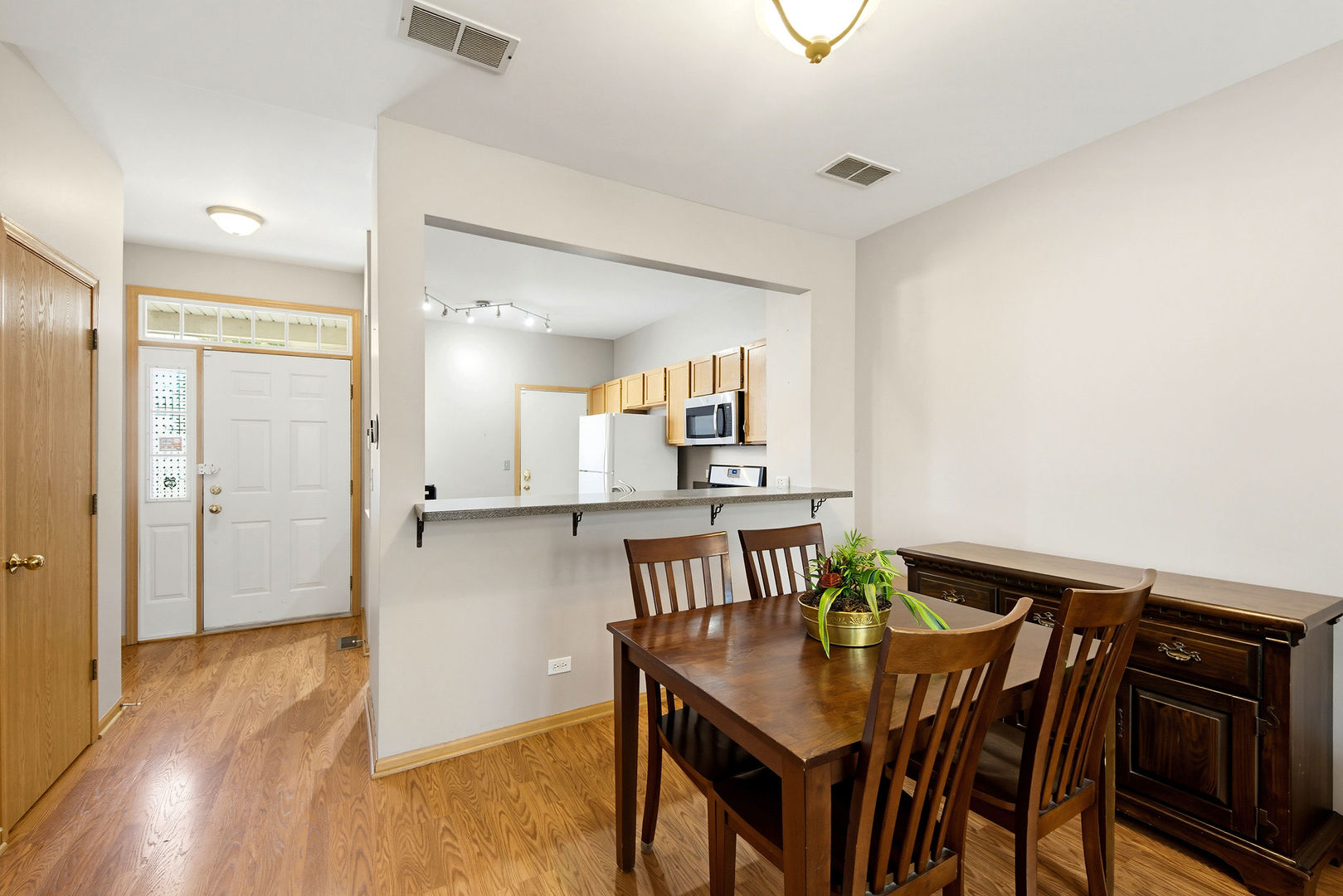 7411 Grandview Court Property Photo 6