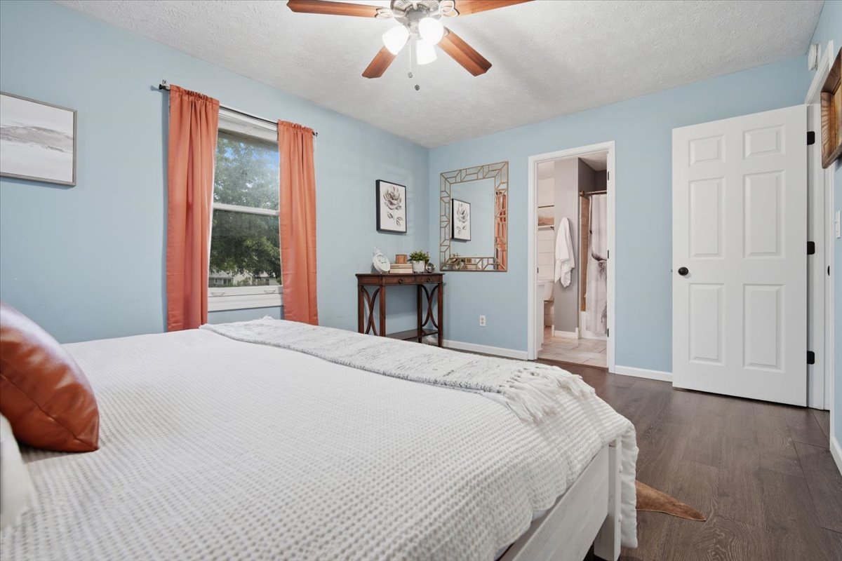 1416 N Hershey Road Property Photo 8