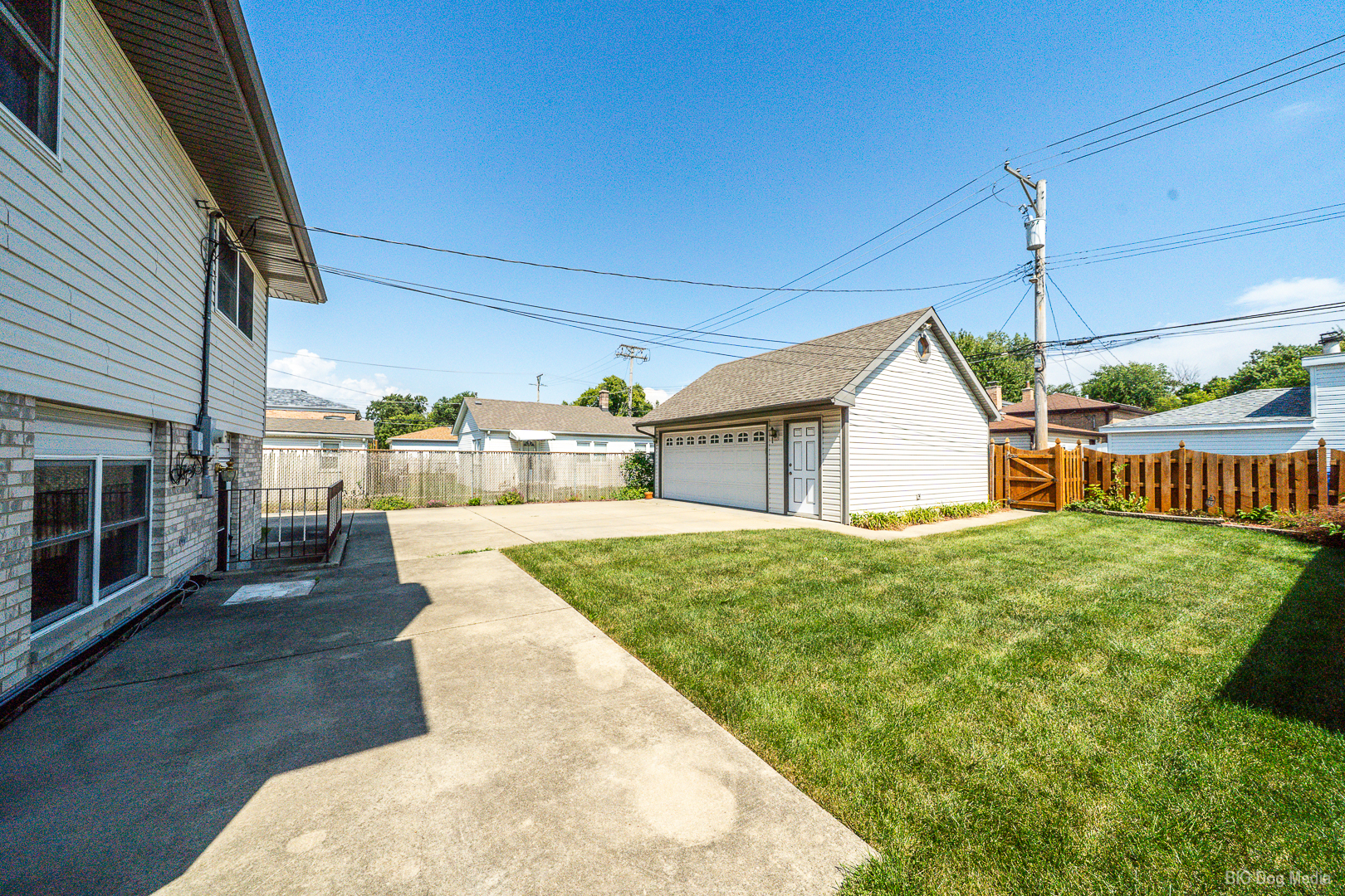 10325 S Whipple Street Property Photo 25