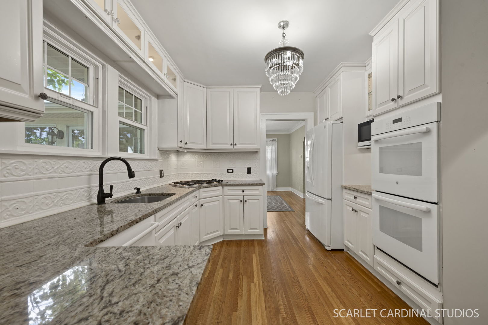 821 Howard Street Property Photo 9