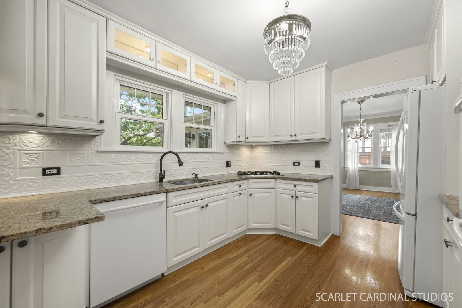 821 Howard Street Property Photo 10