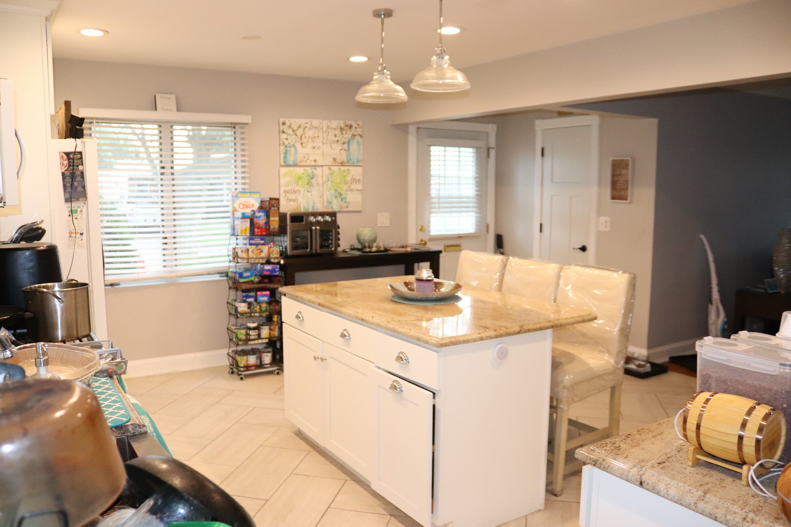 10834 Hastings Street Property Photo 3