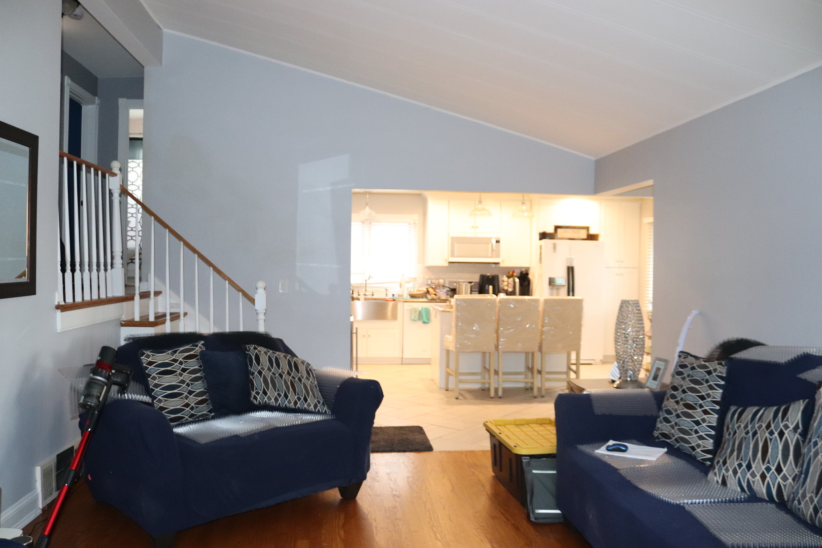 10834 Hastings Street Property Photo 6