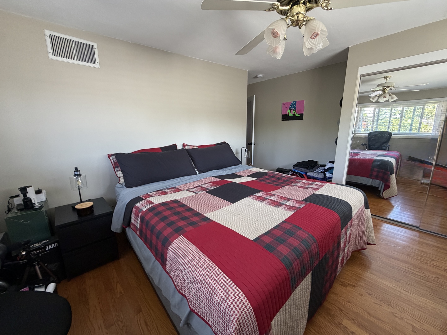 10834 Hastings Street Property Photo 9