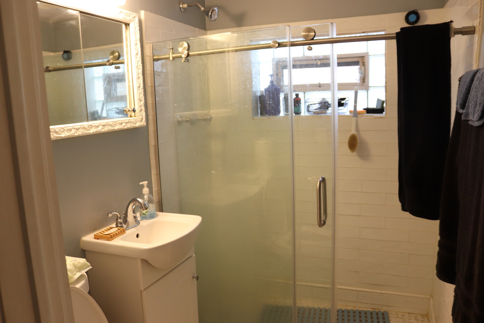 10834 Hastings Street Property Photo 11