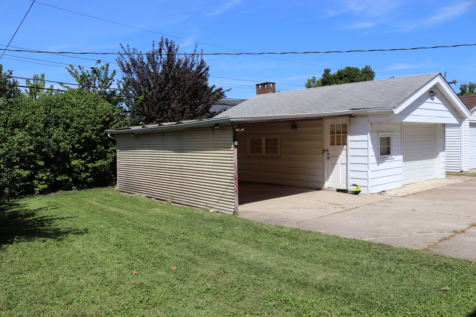 10834 Hastings Street Property Photo 13