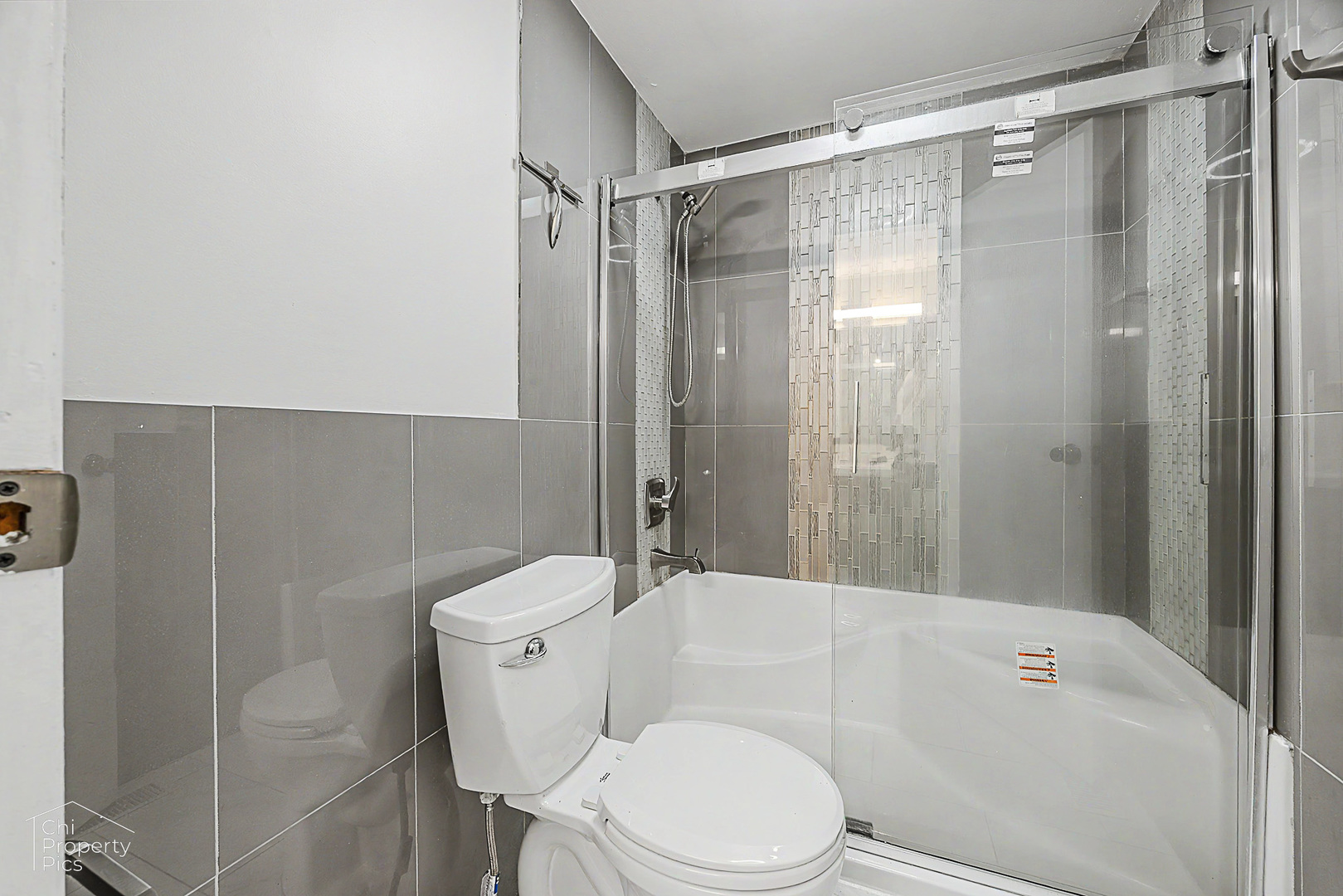 2102 Stanley Court Property Photo 13