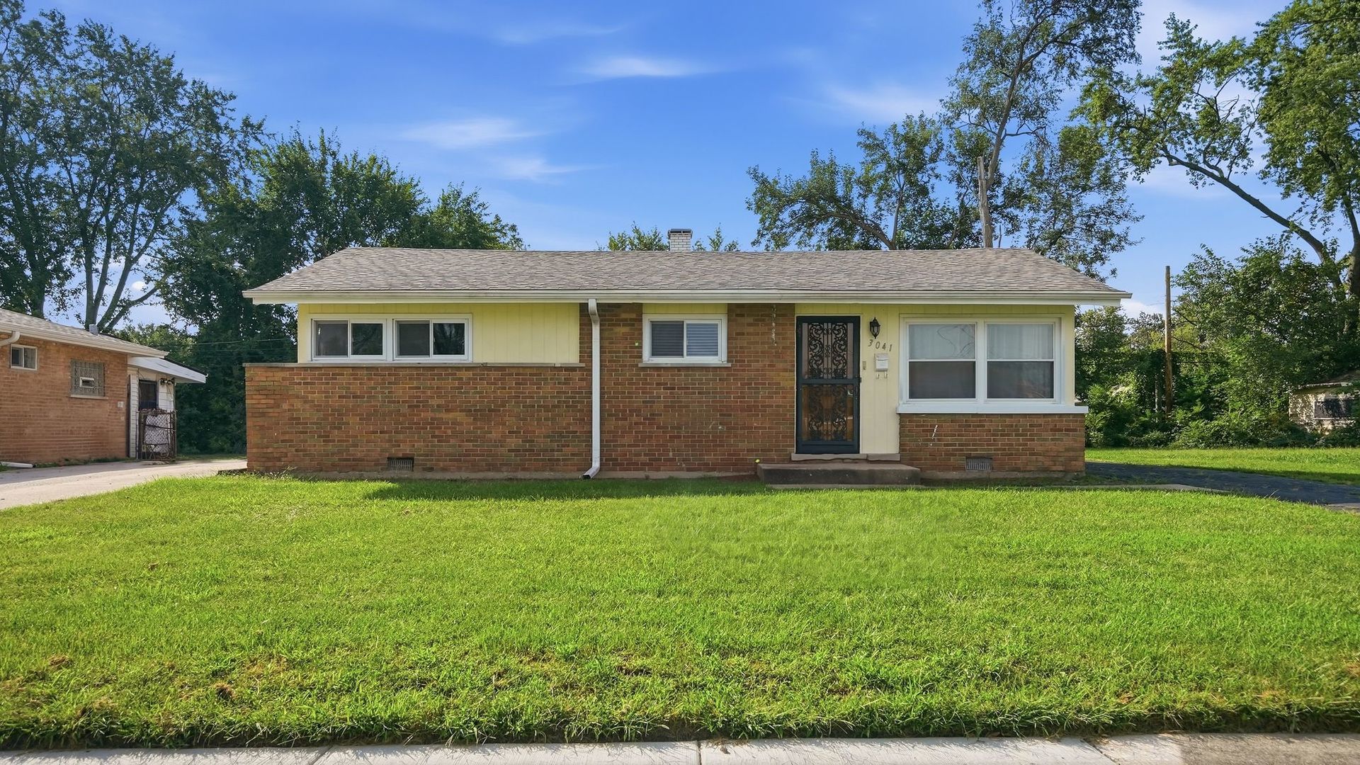 3041 Sherwood Avenue Property Photo 1