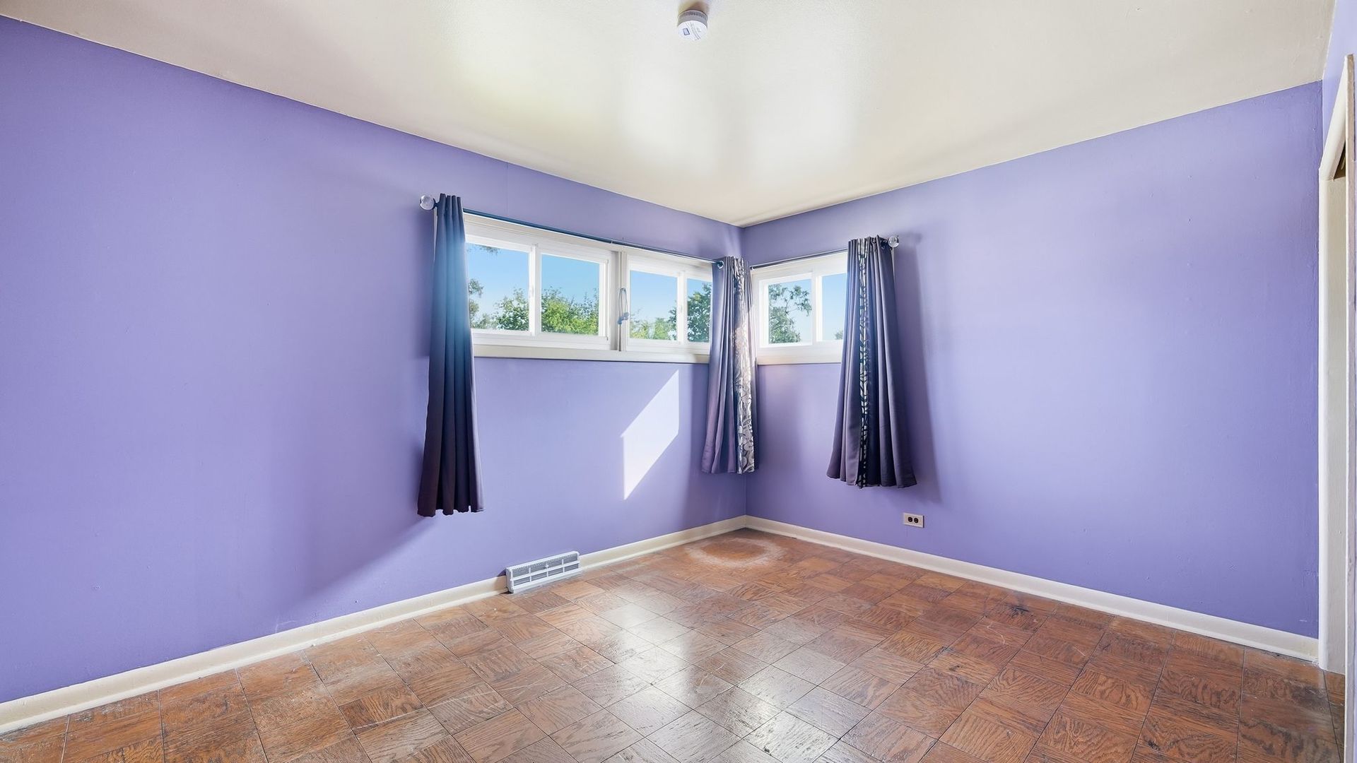3041 Sherwood Avenue Property Photo 12