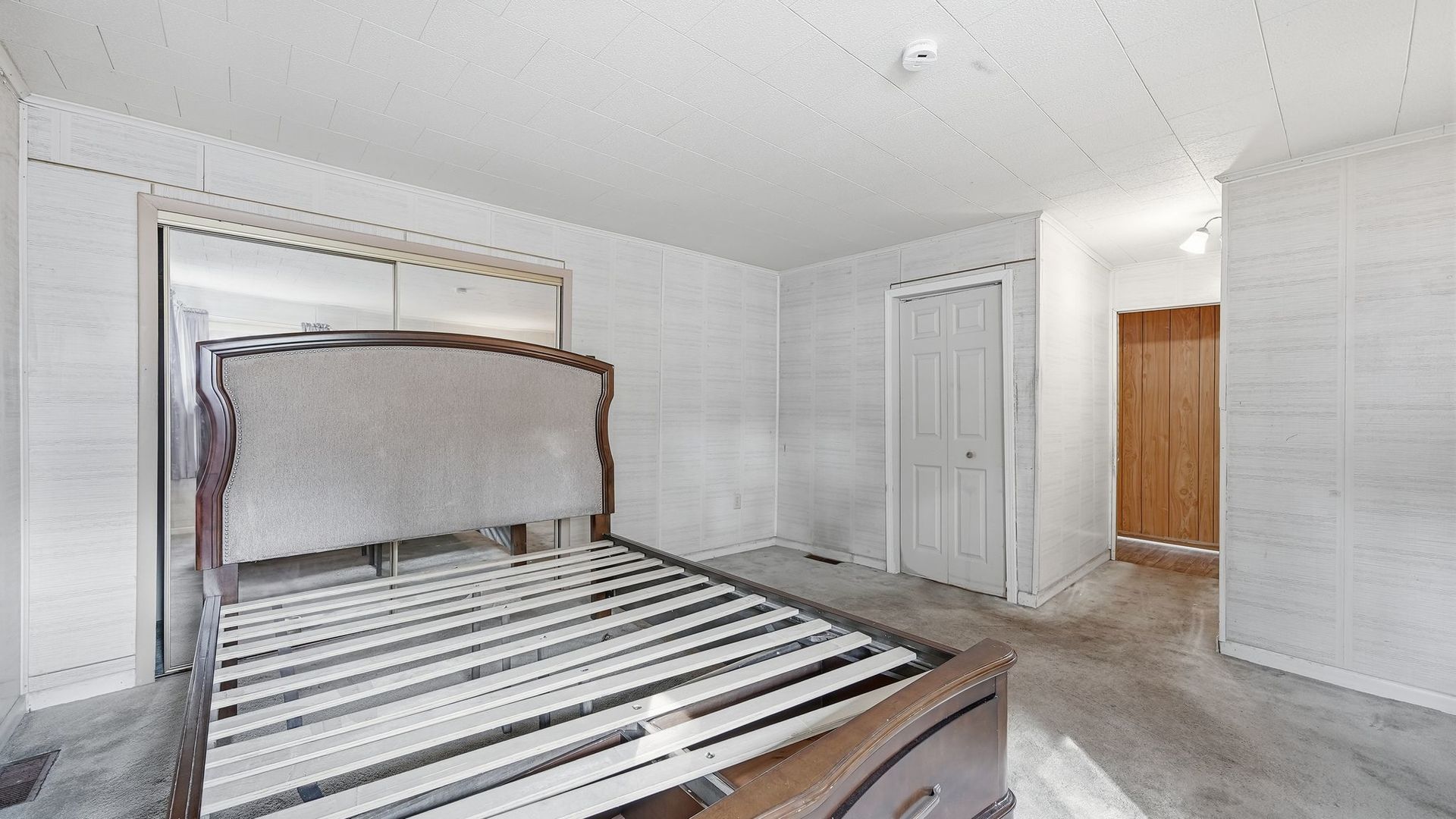 3041 Sherwood Avenue Property Photo 17