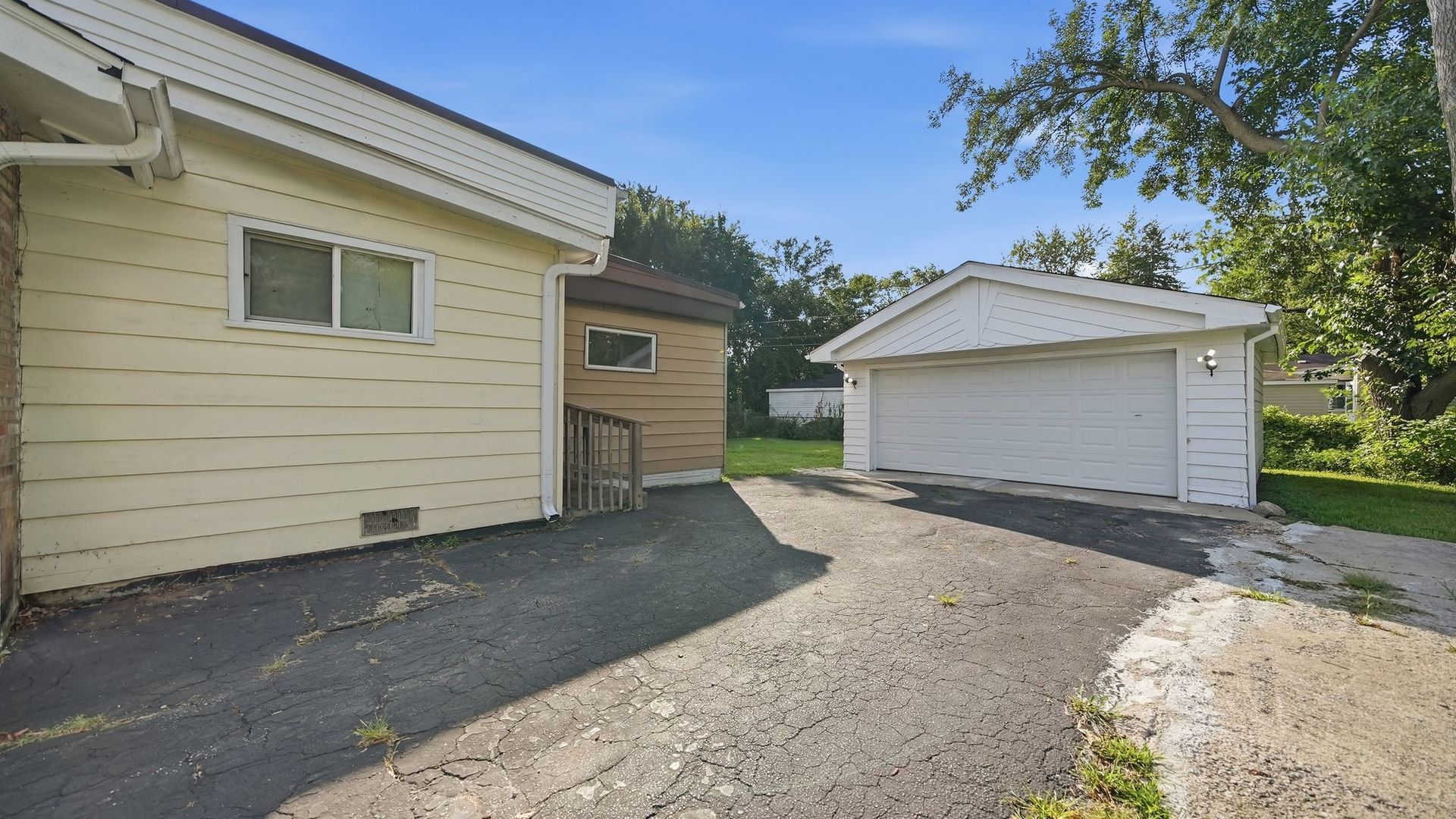 3041 Sherwood Avenue Property Photo 21