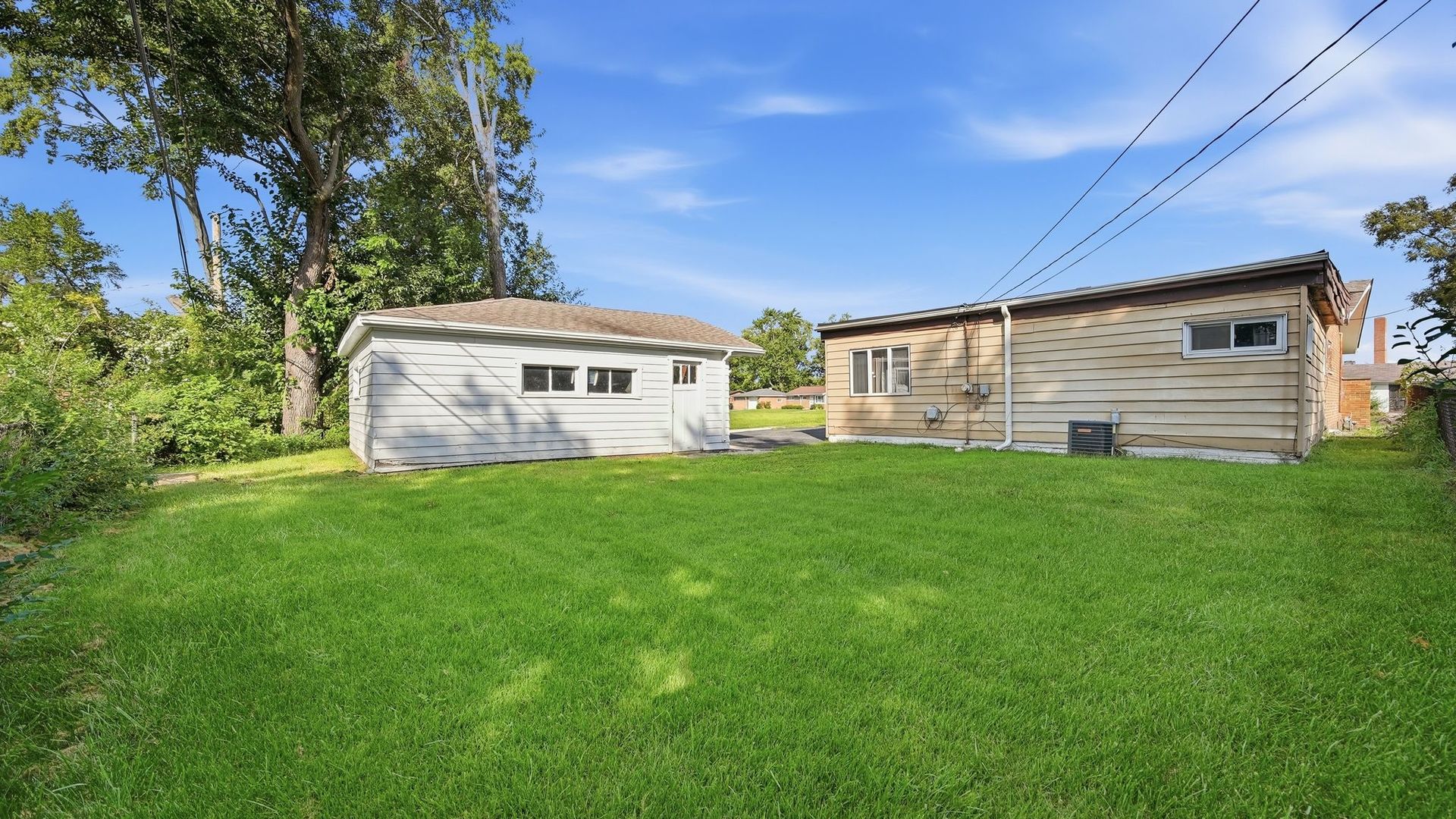 3041 Sherwood Avenue Property Photo 22