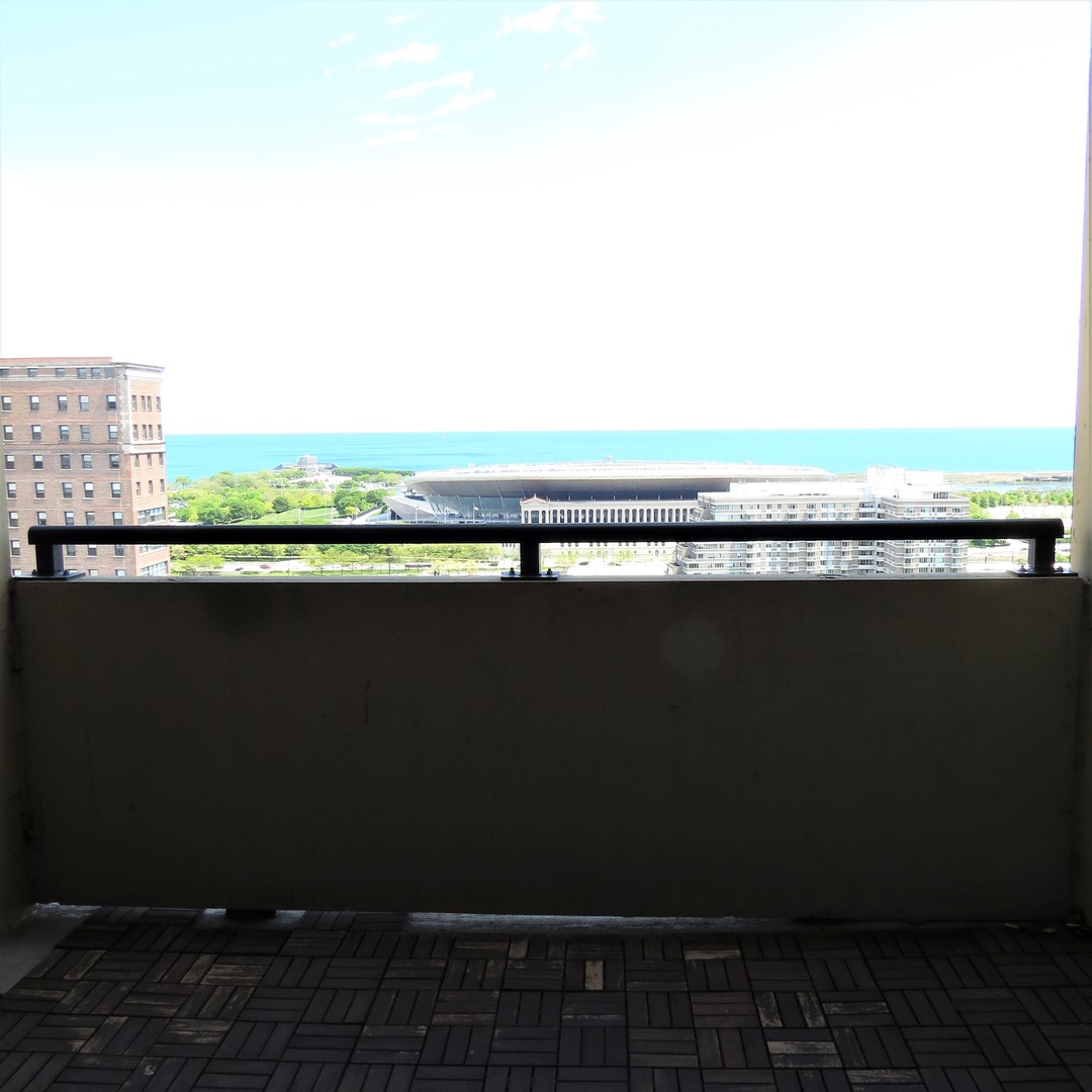 1464 S Michigan Avenue 2003 Property Photo 10