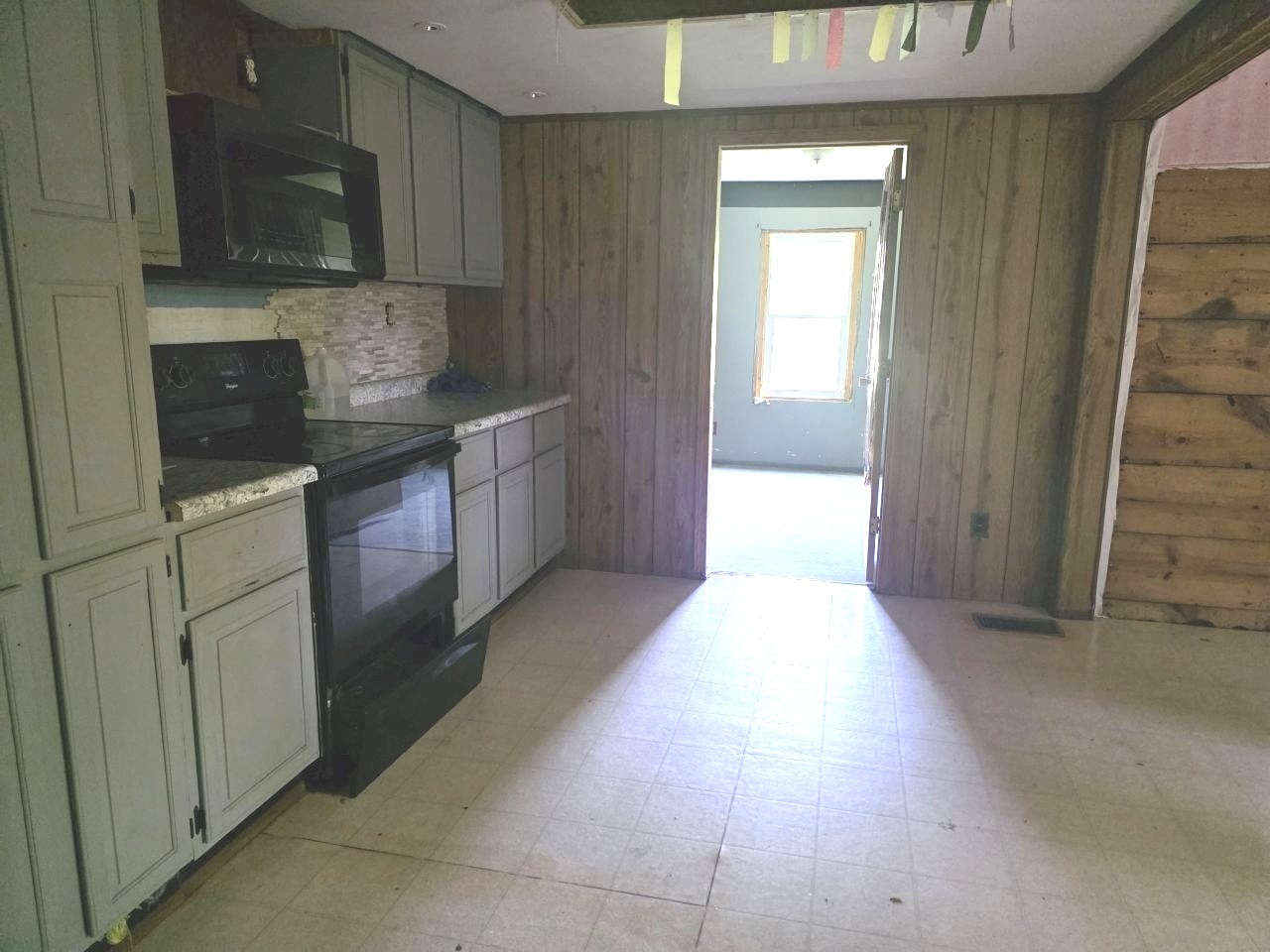 405 Marion Street Property Photo 11