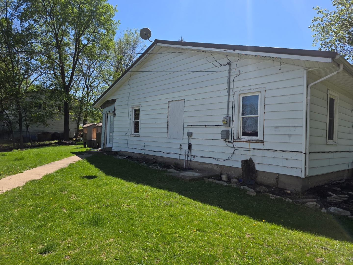 405 Marion Street Property Photo 17