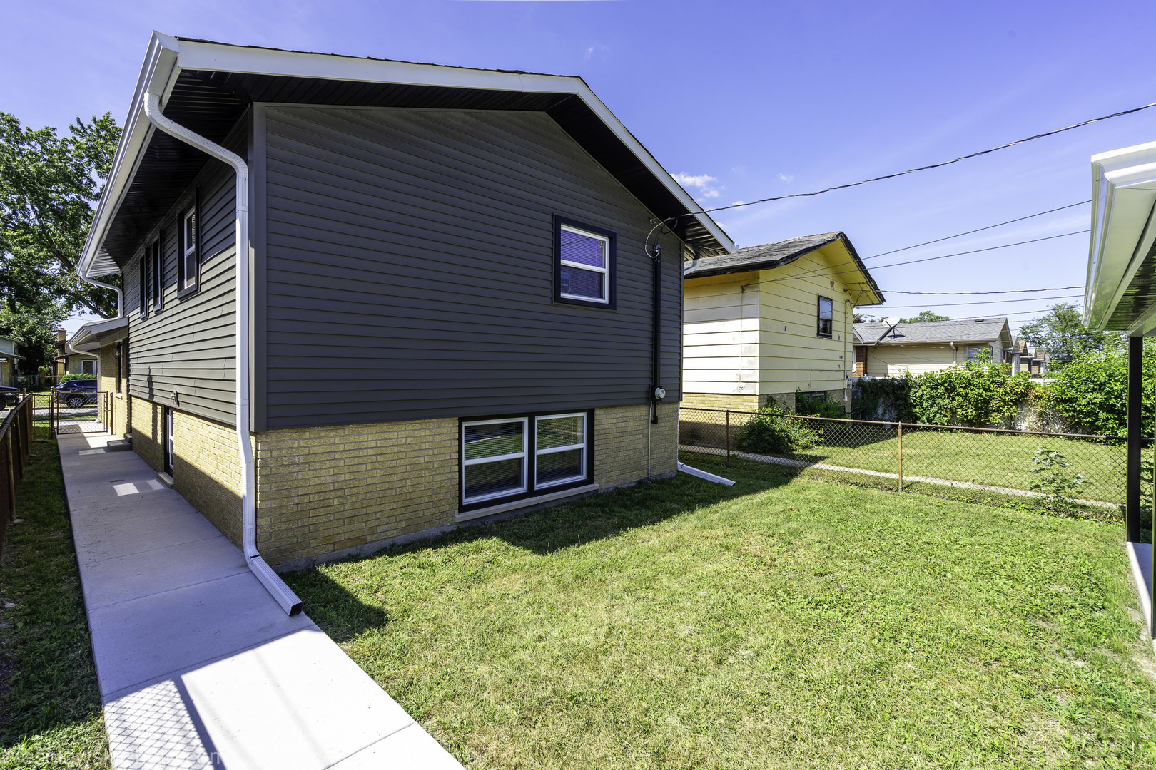 11839 S Laflin Street Property Photo 27