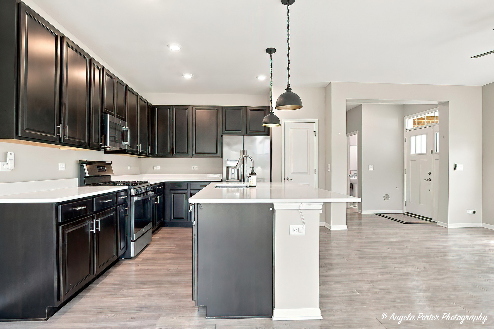 1012 Draper Road Property Photo 4