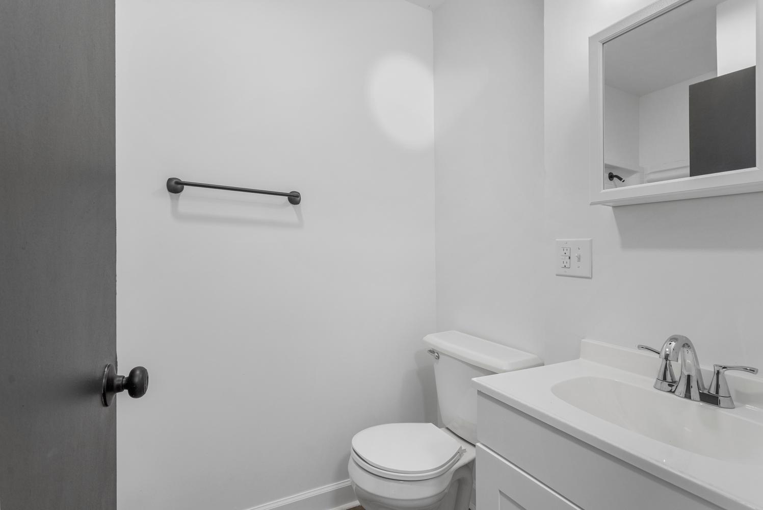 2424 E Washington Drive Property Photo 17