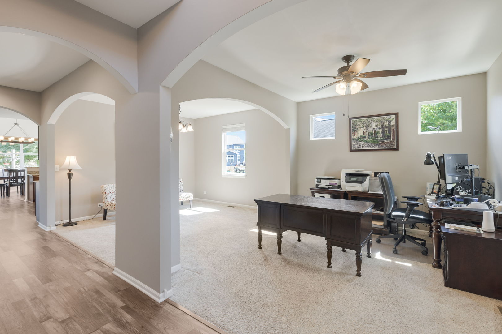 422 W Amberside Drive Property Photo 5