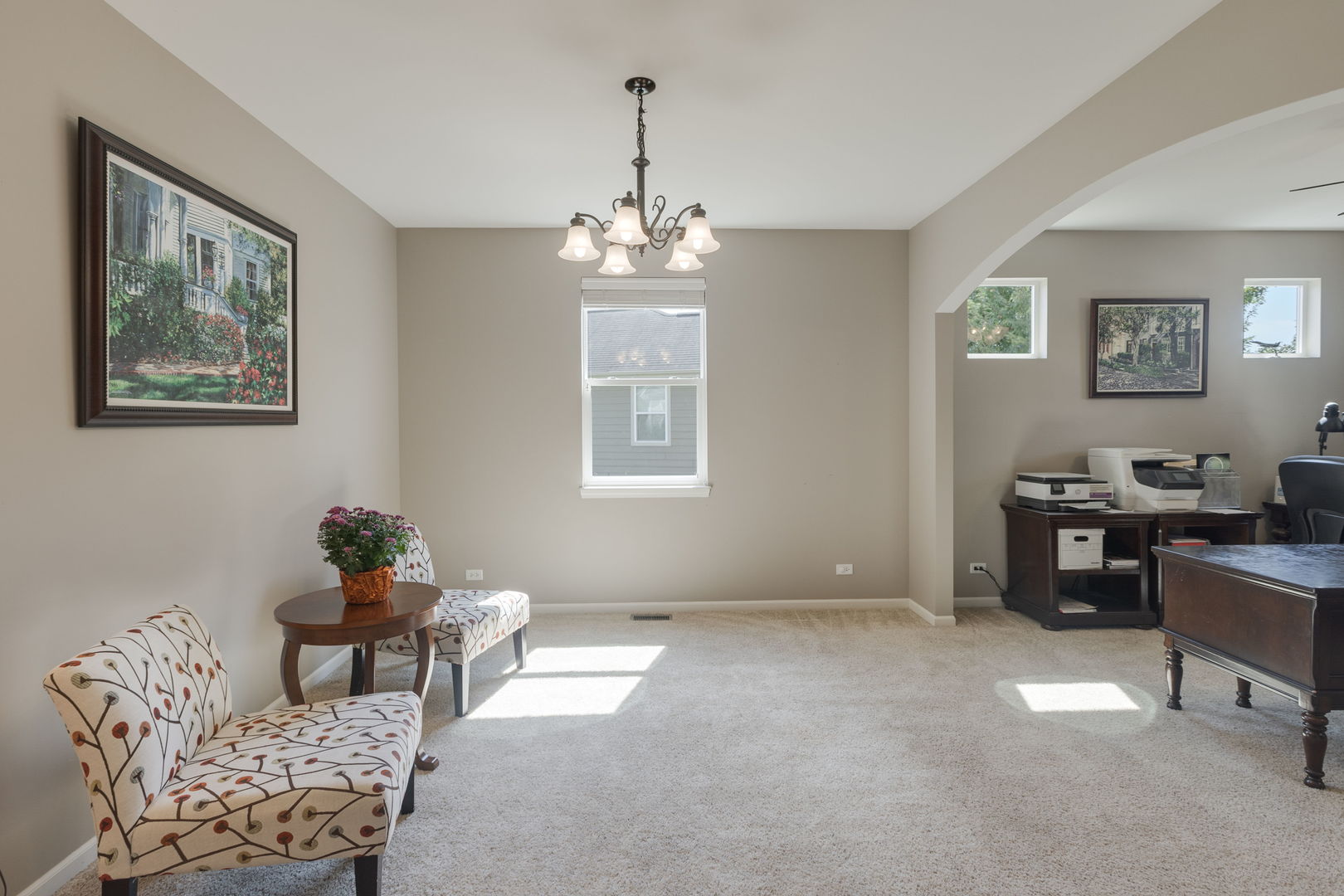 422 W Amberside Drive Property Photo 6
