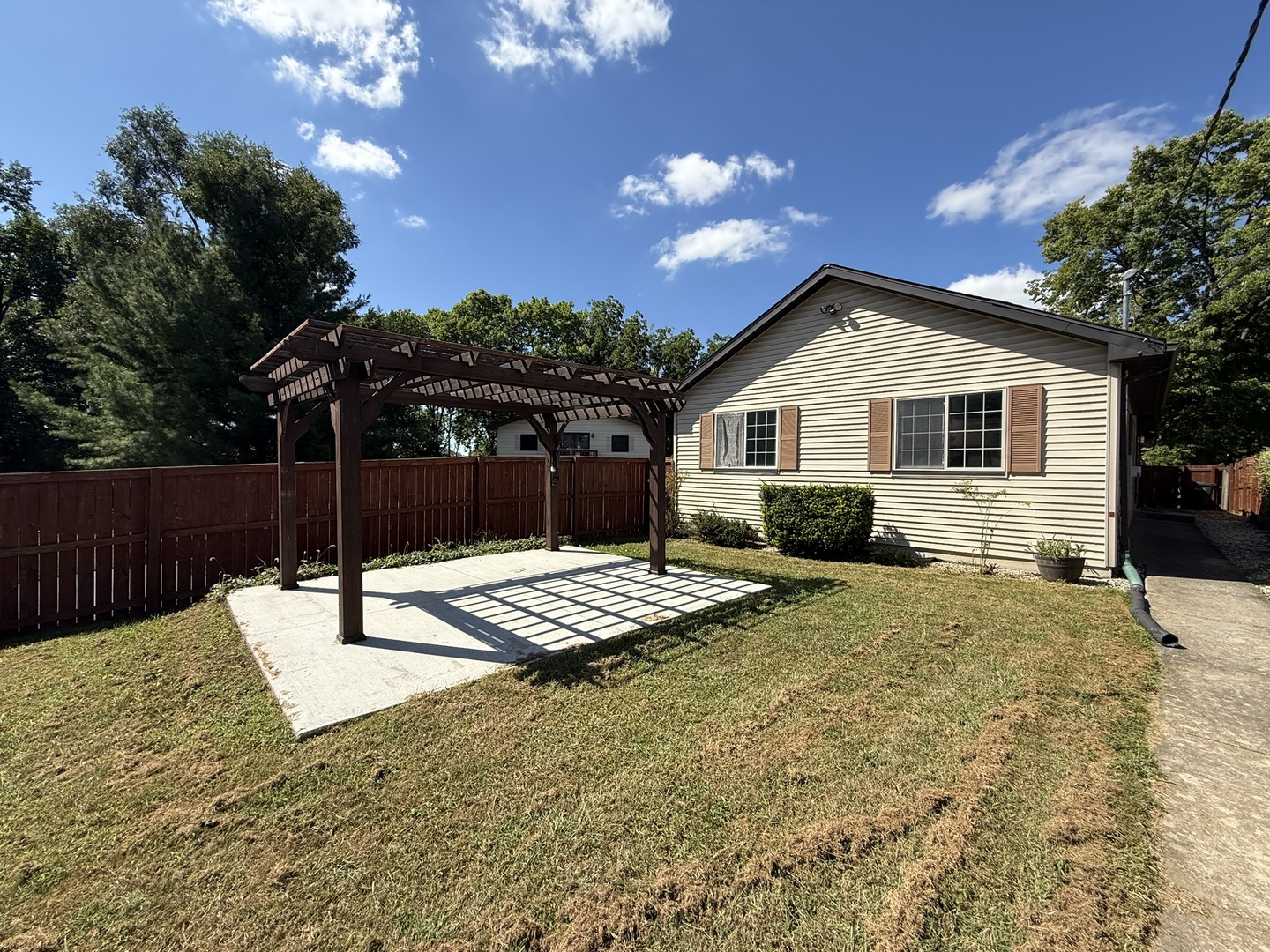 729 Wheeler Avenue Property Photo 1