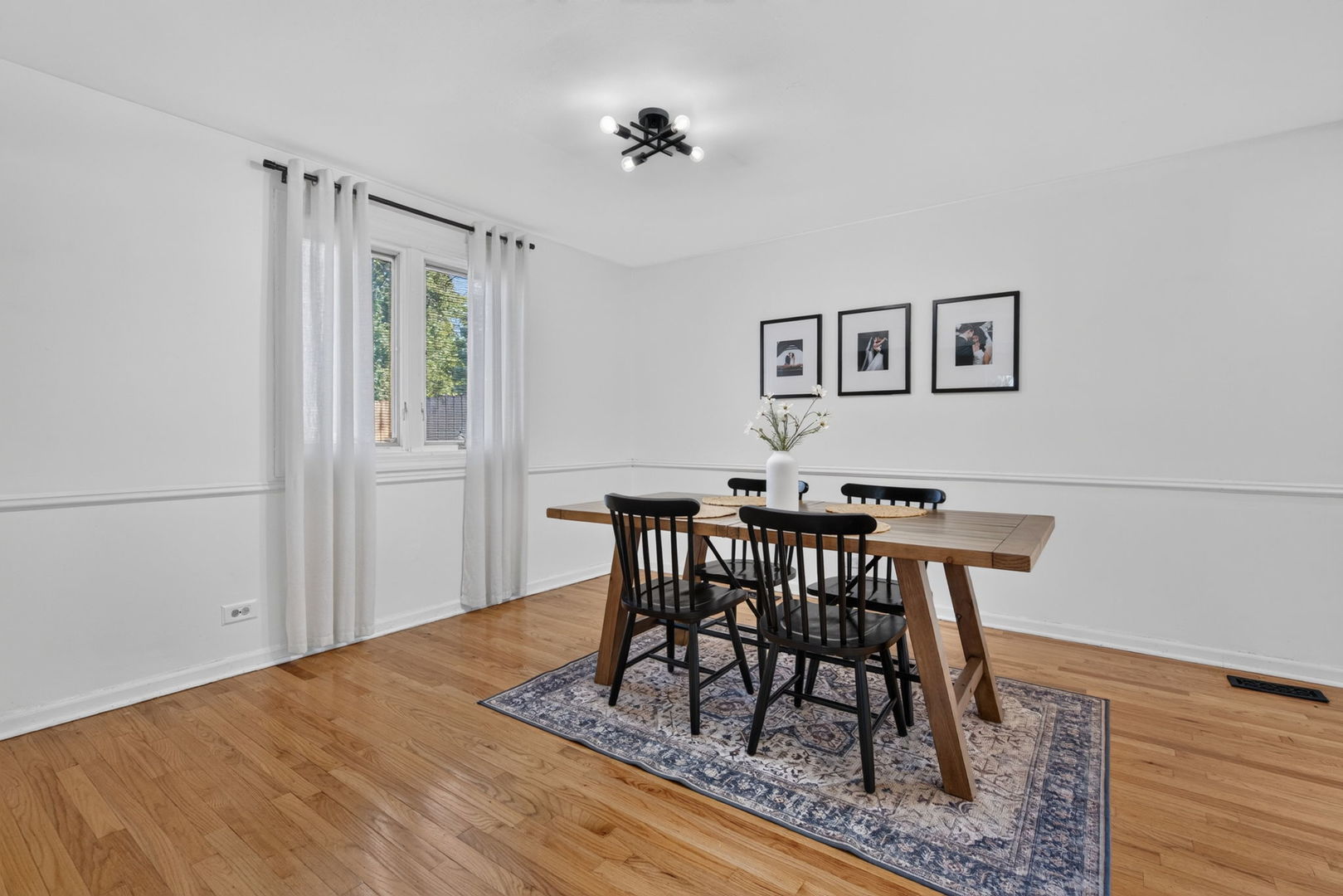2021 Lancaster Lane Property Photo 7