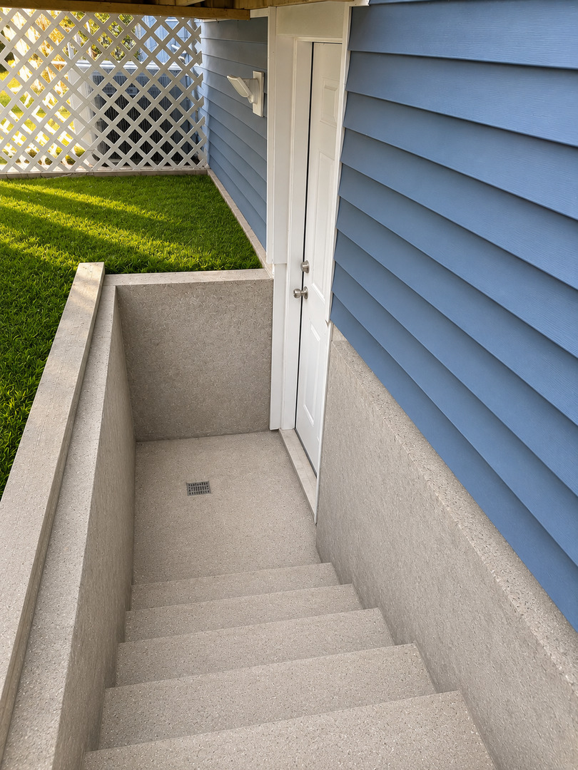 1059 N Lorel Avenue Property Photo 24