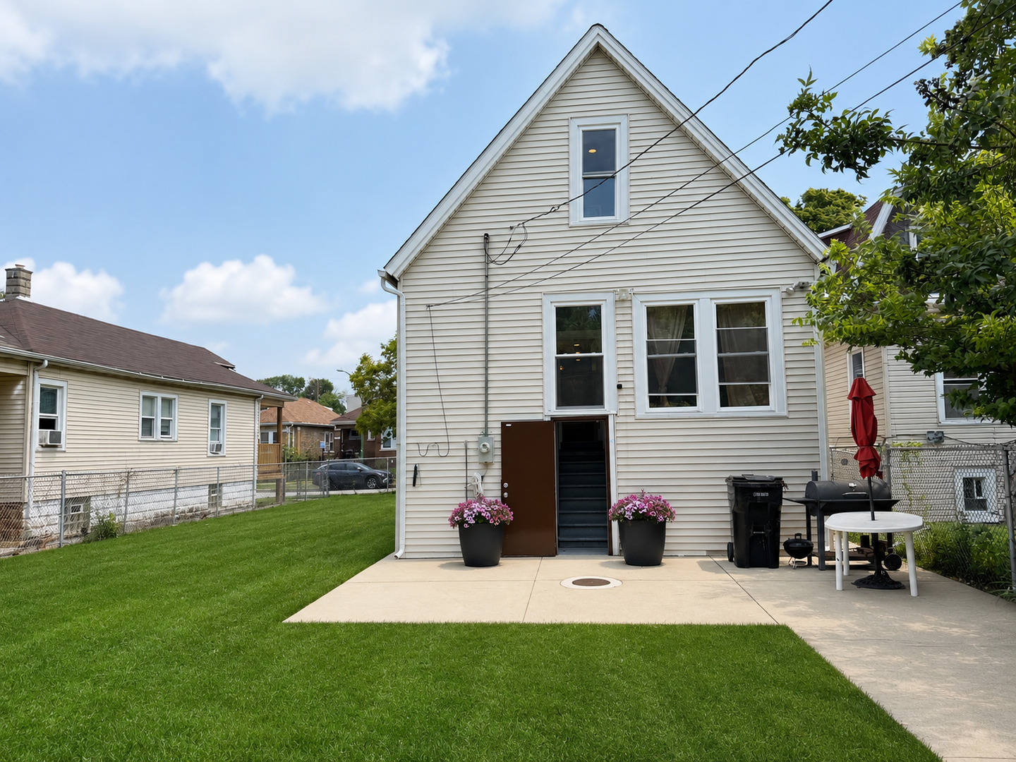 9236 S Blackstone Avenue Property Photo 19