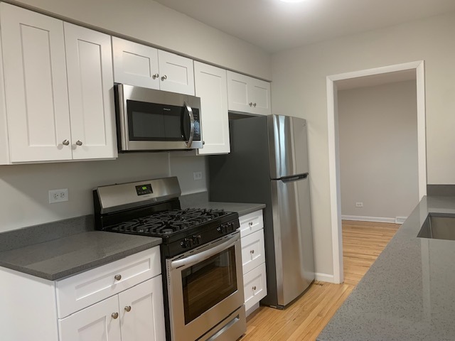 822 Skokie Boulevard F Property Photo 3