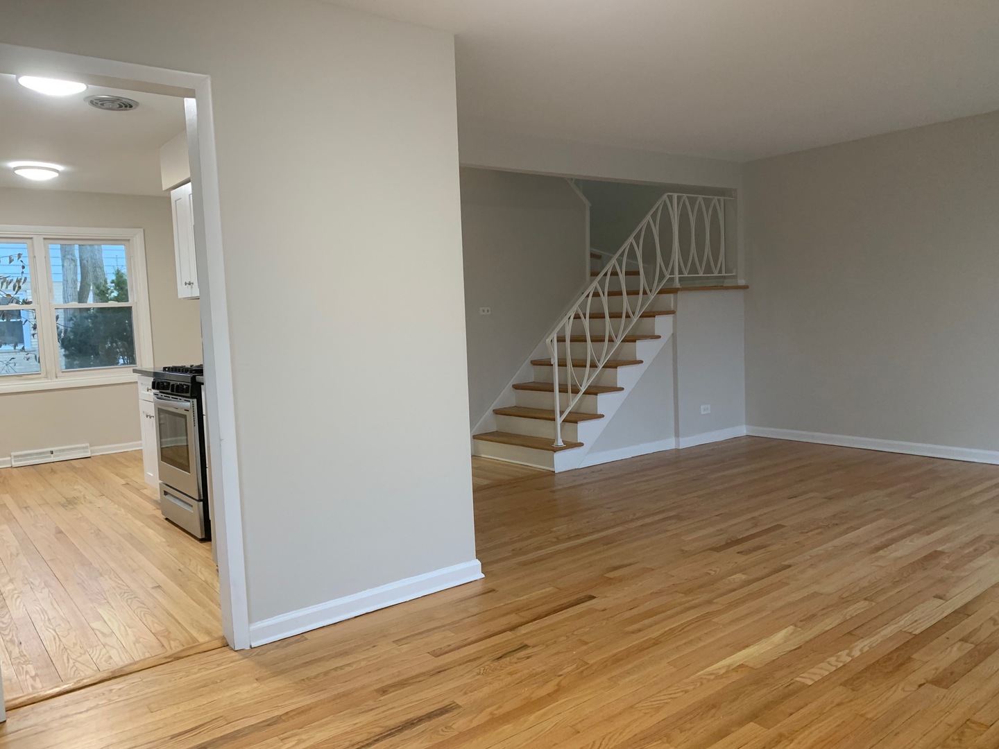 822 Skokie Boulevard F Property Photo 5