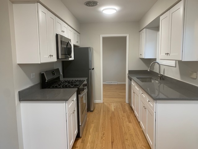 822 Skokie Boulevard F Property Photo 6