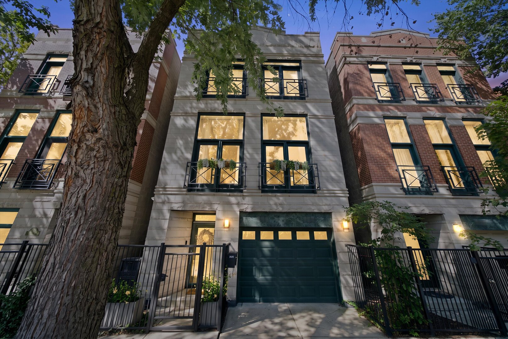 1856 W Superior Street Property Photo 41