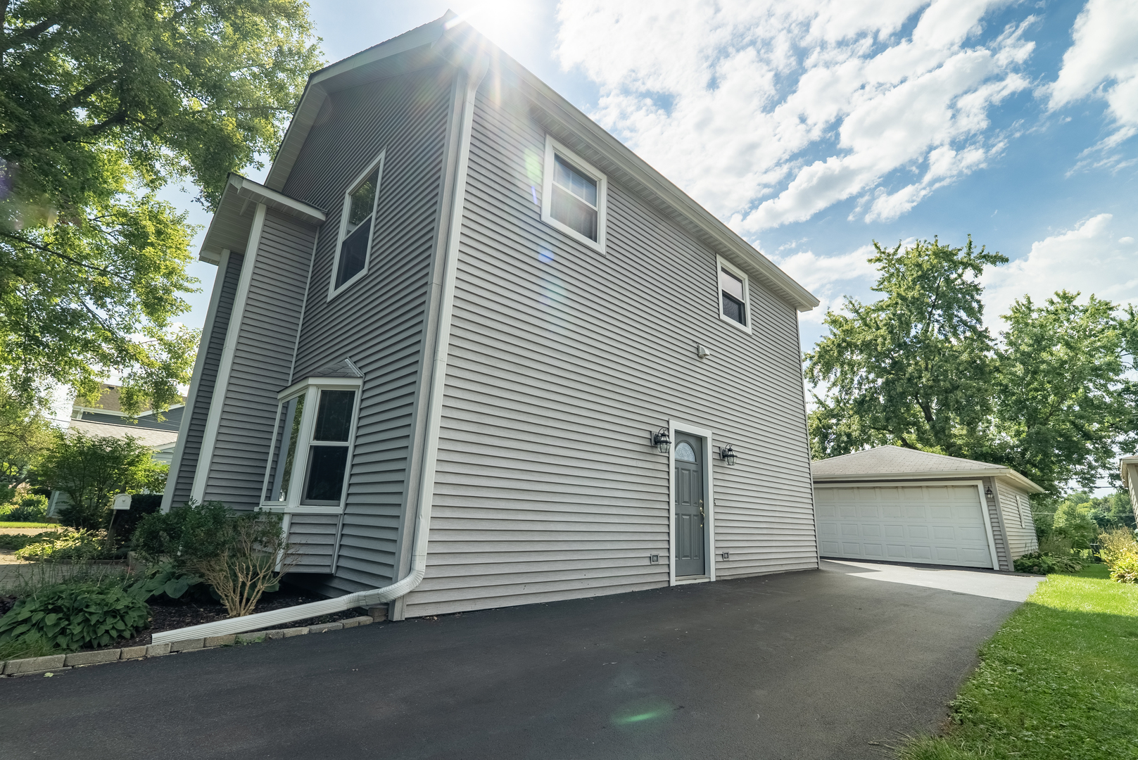 3305 Pheasant Drive Property Photo 3