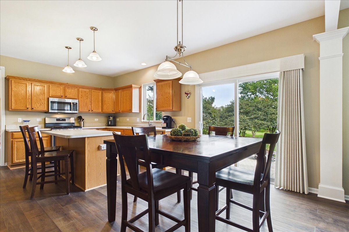 18804 W Chatham Way Property Photo 10