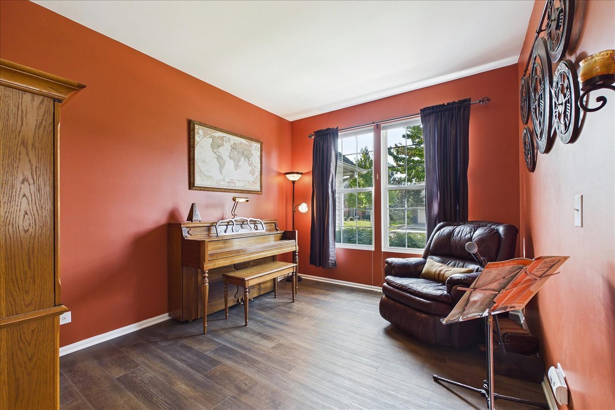 18804 W Chatham Way Property Photo 12