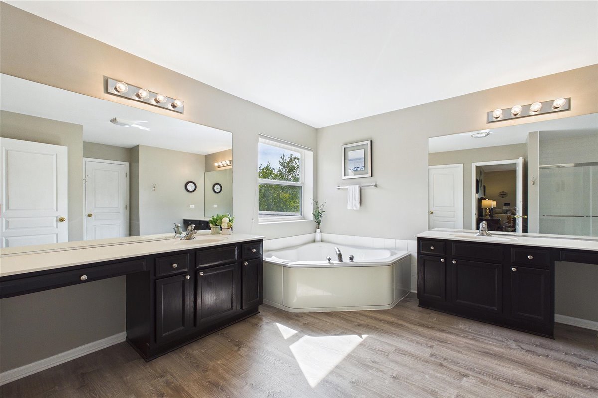 18804 W Chatham Way Property Photo 17