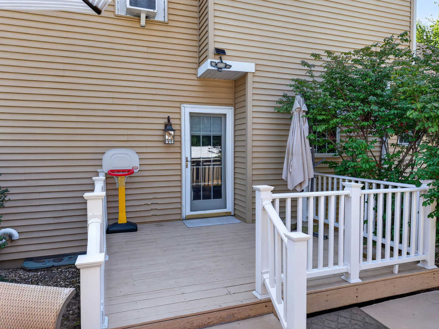 202 S Division Street Property Photo 43