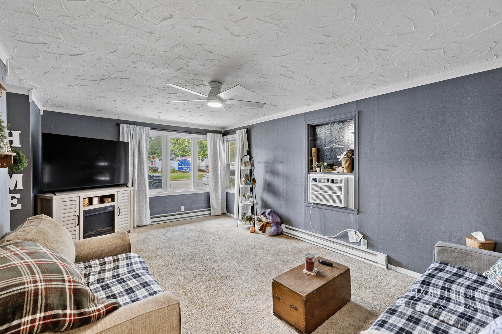 176 S Jefferson Avenue Property Photo 2