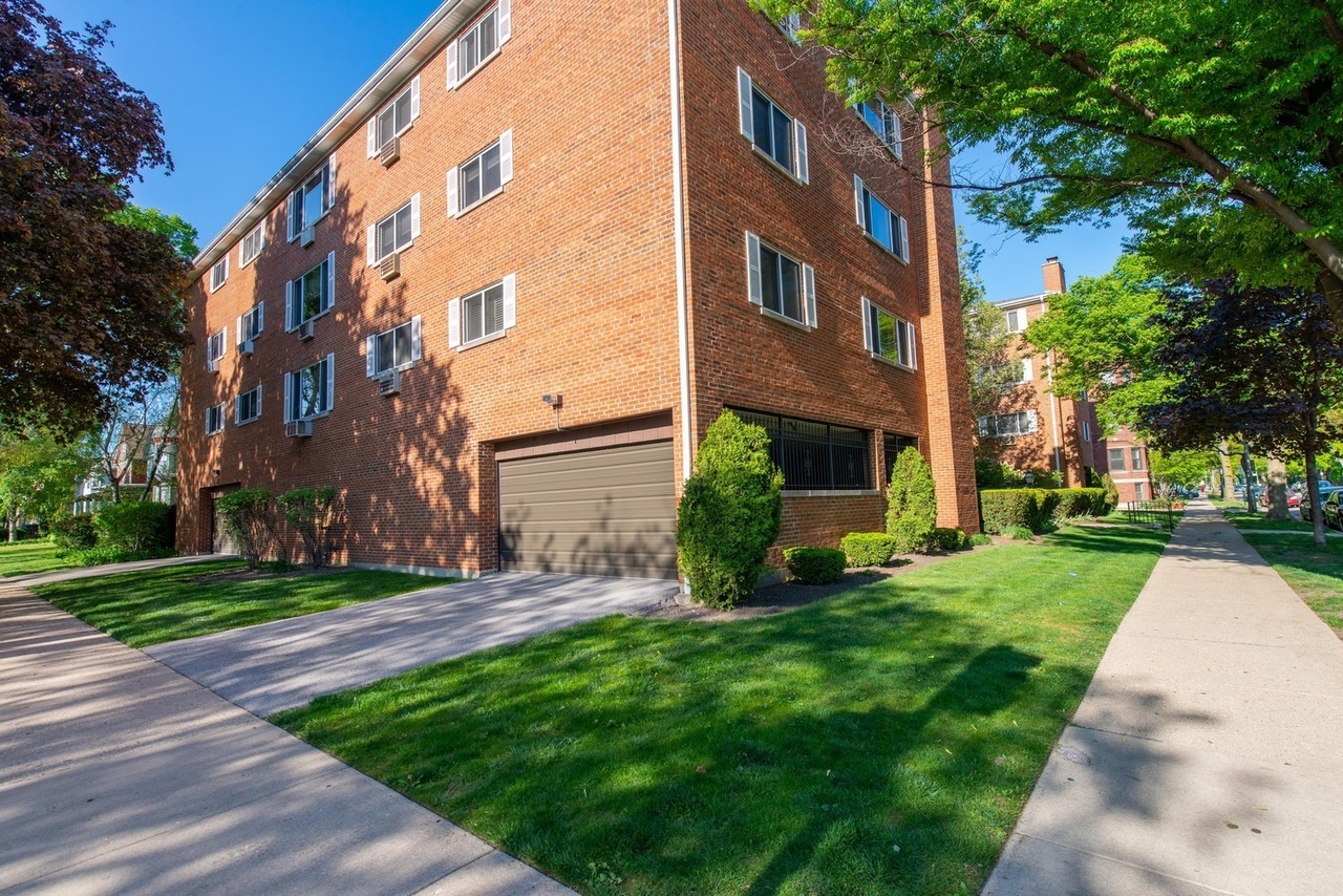 950 Washington Boulevard 206 Property Photo 4