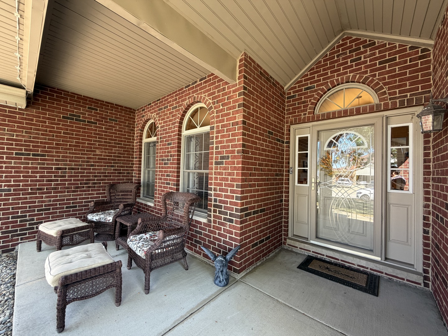 1024 Southcreek Drive Property Photo 3