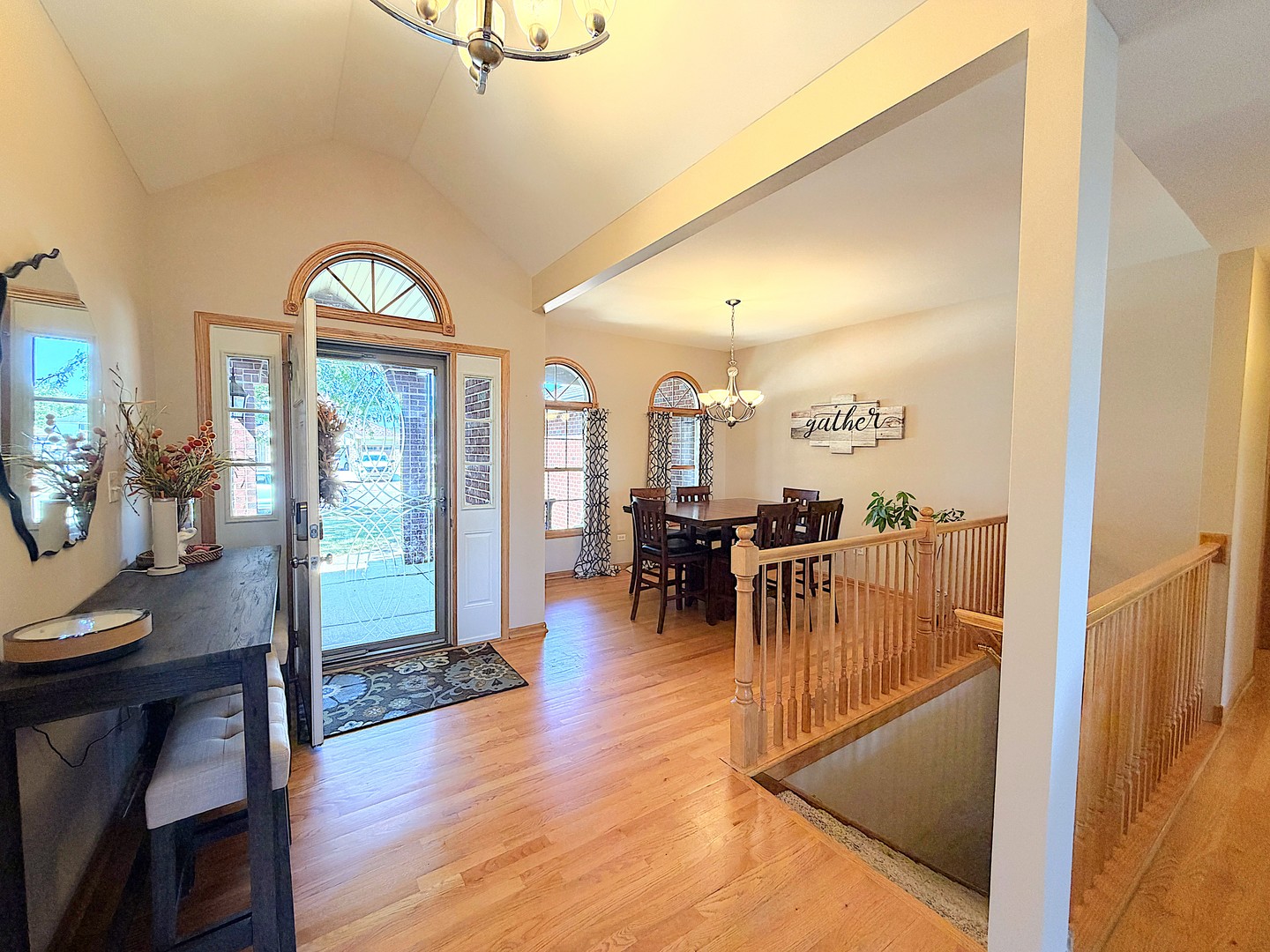 1024 Southcreek Drive Property Photo 7