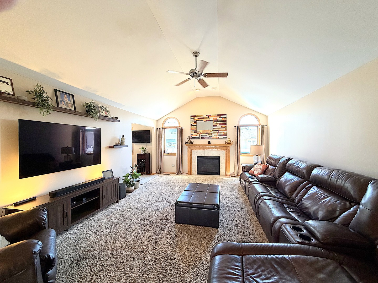 1024 Southcreek Drive Property Photo 19