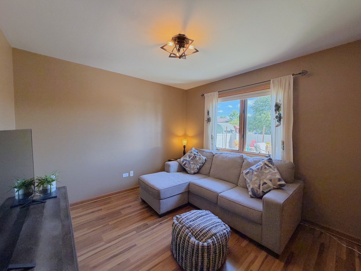 1024 Southcreek Drive Property Photo 30