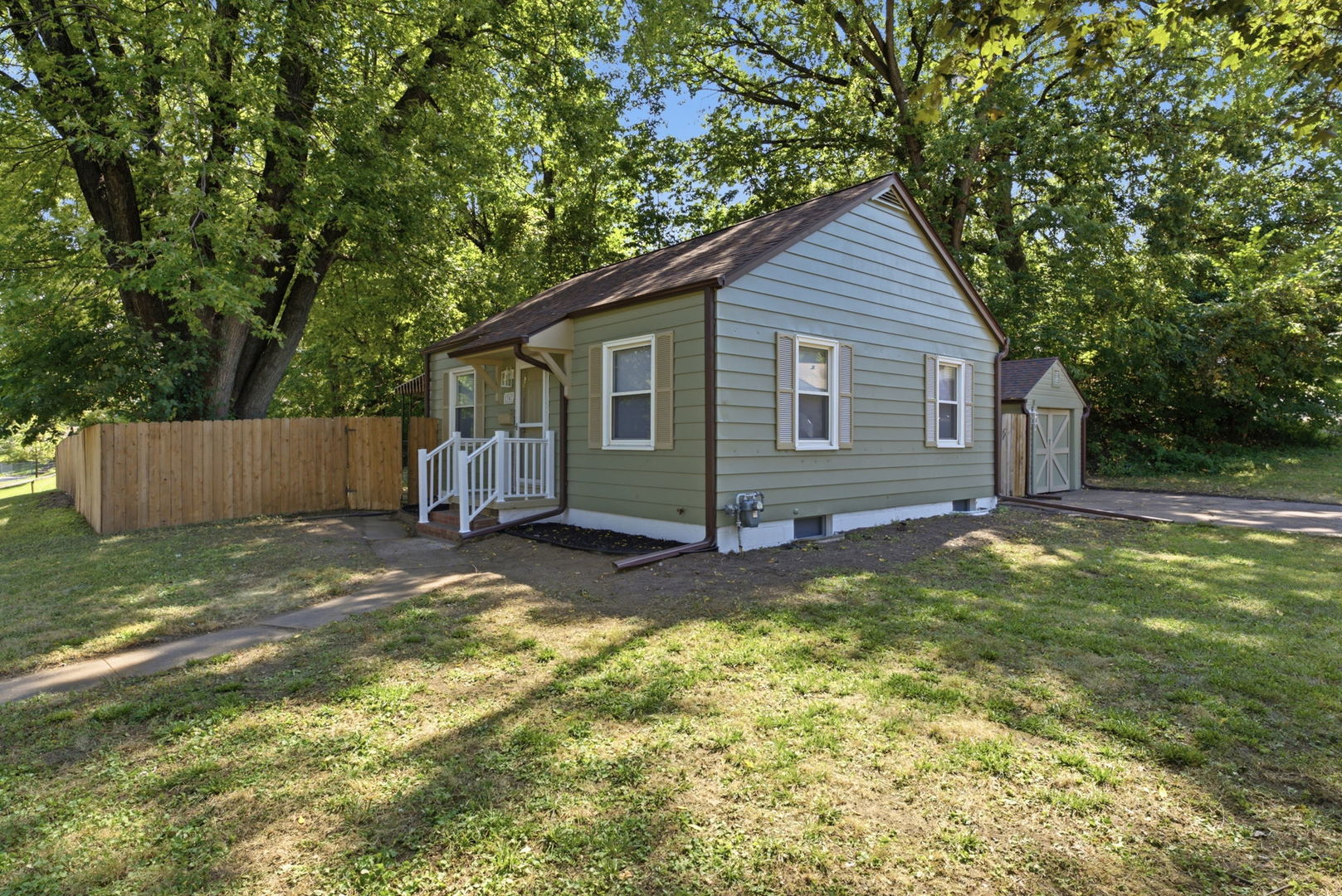 1307 Kirkwood Boulevard Property Photo 2