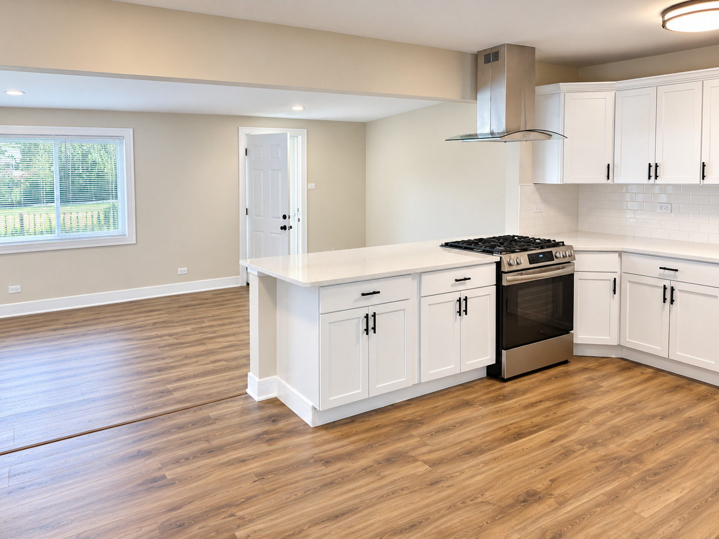 16431 Spaulding Avenue Property Photo 6