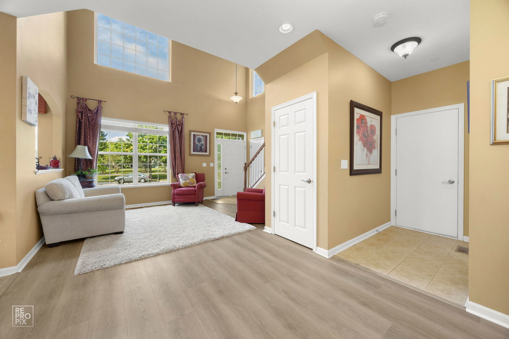 10073 Cummings Street Property Photo 6