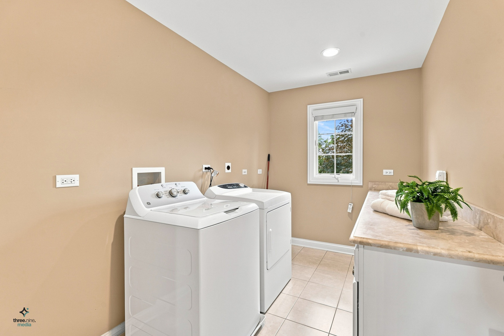 1403 W Wigwam Trail Property Photo 35