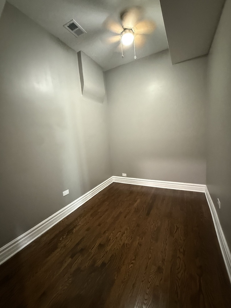 3310 W Le Moyne Street 1 Property Photo 7