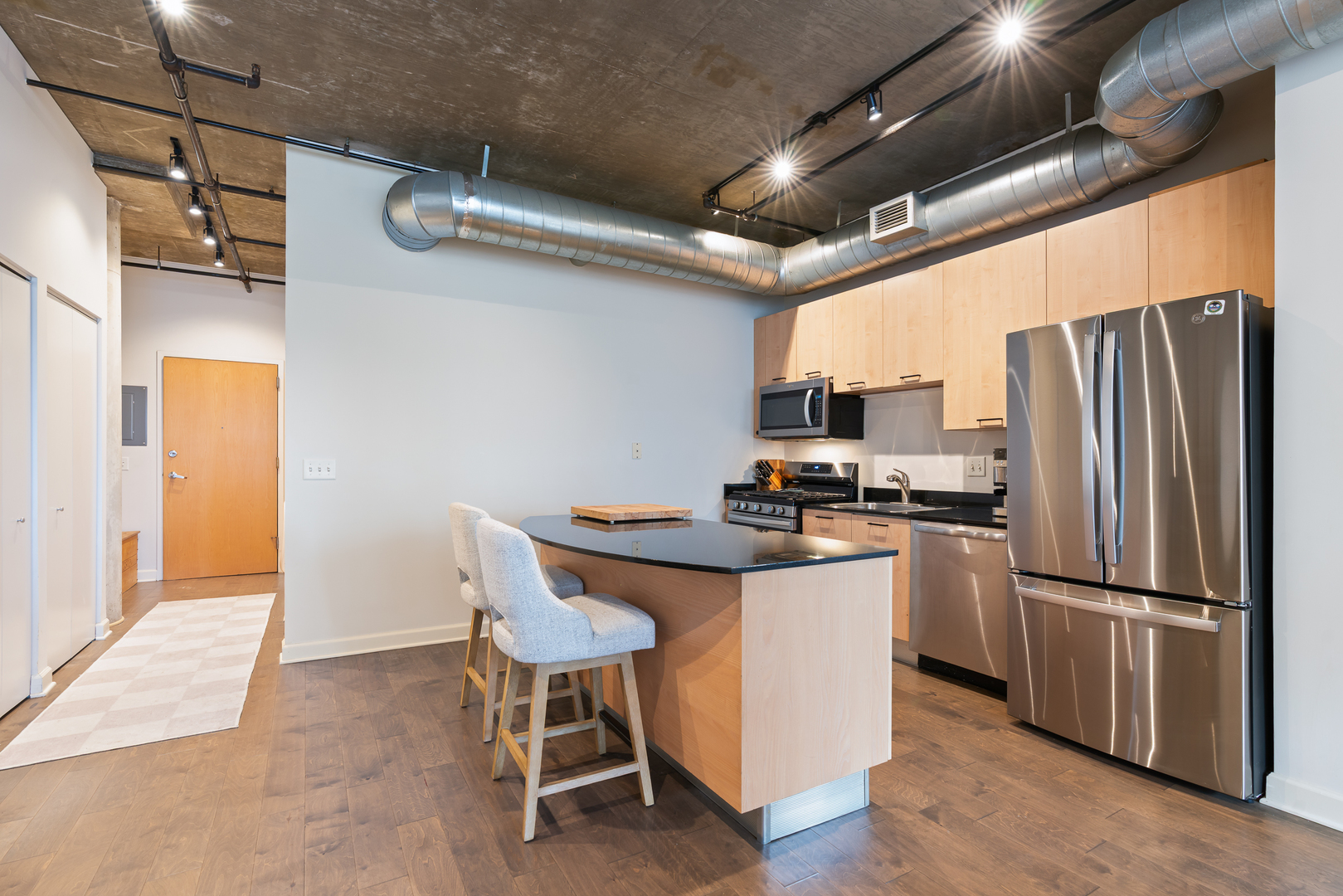 12753187 Property Photo 4